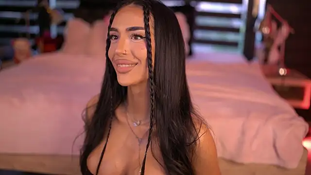 KimNatty online show from July 5, 5:42 pm