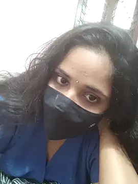 Snapshot of 00USER chatting on September 23, 3:35 am 00USER online show from September 23, 3:35 am