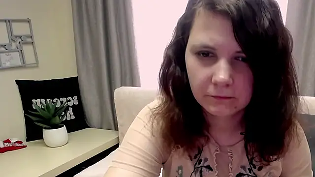 TwoBigSuns online show from May 8, 7:23 am