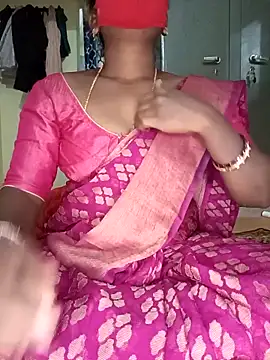 Snapshot of Nrl69 chatting on December 22, 3:56 pm Nrl69 online show from December 22, 3:56 pm