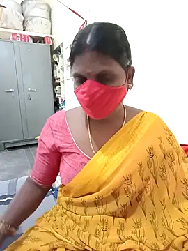 Snapshot of Nrl69 chatting on October 12, 5:42 am Nrl69 online show from October 12, 5:42 am