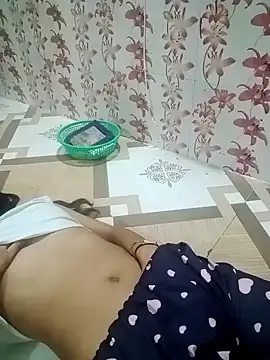 Snapshot of Meenaksi-singh chatting on September 19, 9:41 pm Meenaksi-singh online show from September 19, 9:41 pm