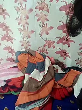 Snapshot of Meenaksi-singh chatting on October 14, 5:57 pm Meenaksi-singh online show from October 14, 5:57 pm