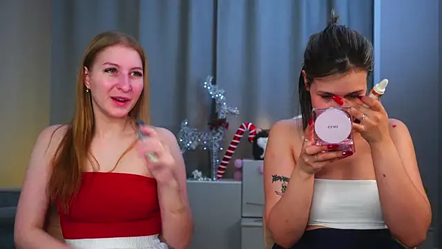 LorettaGladman online show from December 5, 4:11 am