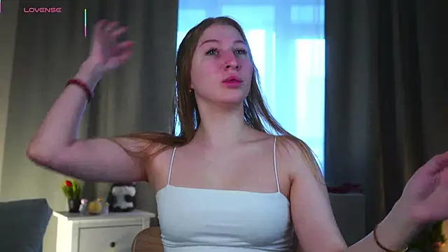 LorettaGladman online show from April 4, 4:08 am