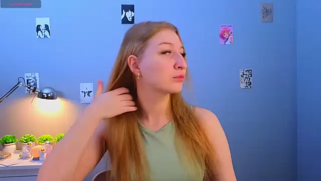 LorettaGladman online show from November 20, 4:13 am