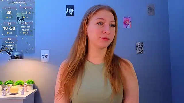 LorettaGladman online show from November 29, 4:12 am