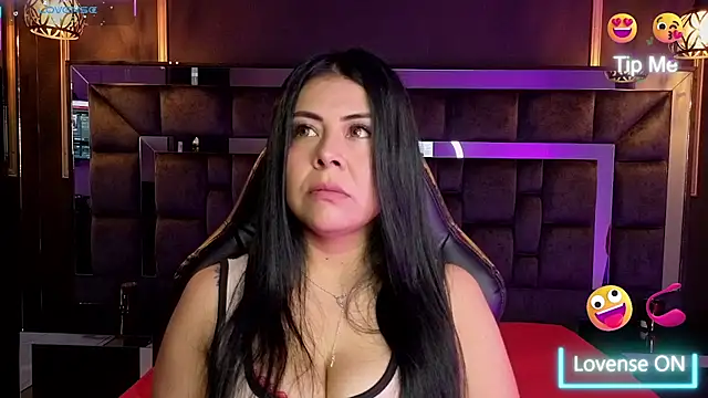 Aniajoness  online show from December 14, 3:13 am