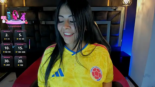 Snapshot of Aniajoness_ chatting on June 18, 4:00 am Aniajoness online show from June 18, 4:00 am