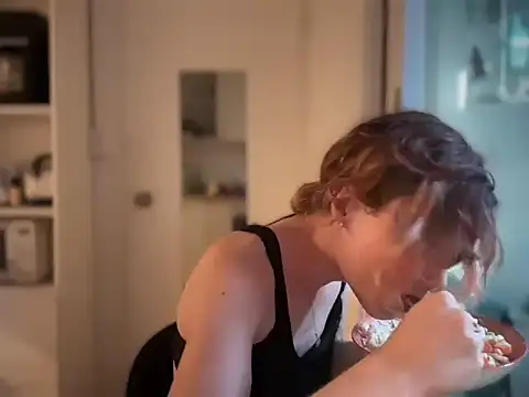 summervera online show from October 17, 7:00 am