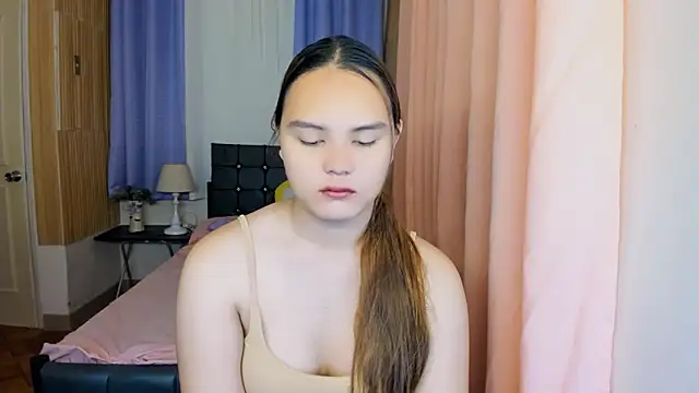 ameliamaureen online show from April 2, 4:41 am