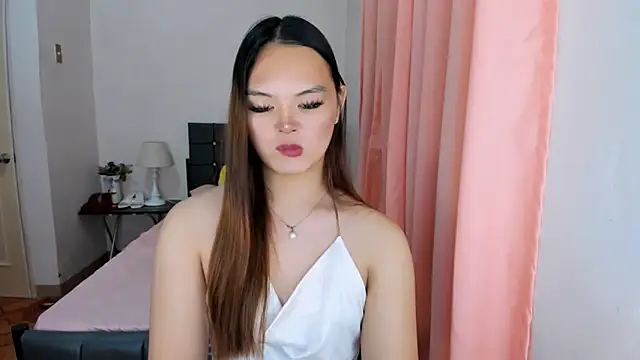 Snapshot of ameliamaureen chatting on September 13, 5:24 pm ameliamaureen online show from September 13, 5:24 pm