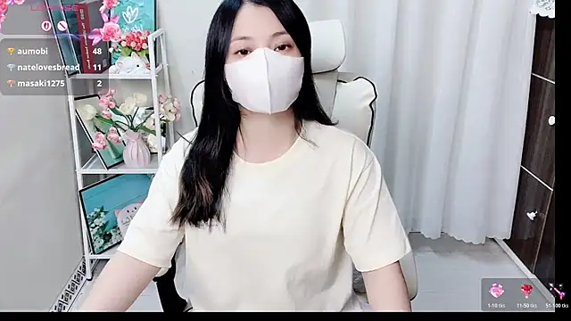 phuongnhi  online show from July 1, 2:17 pm