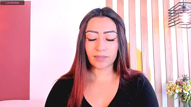 Snapshot of SashaGreyy_ chatting on October 18, 8:44 pm SashaGreyy online show from October 18, 8:44 pm