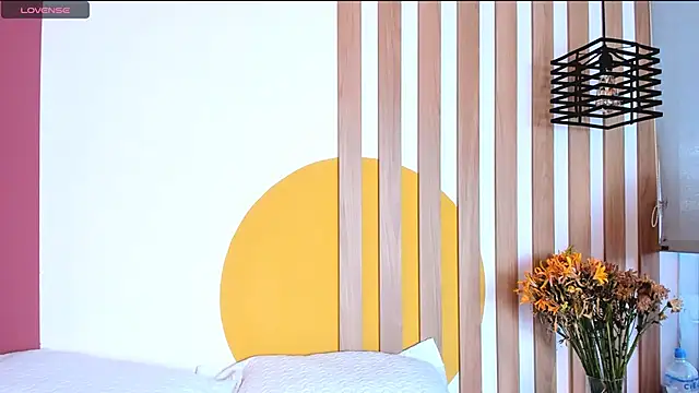 Snapshot of SashaGreyy_ chatting on November 19, 9:37 pm SashaGreyy online show from November 19, 9:37 pm