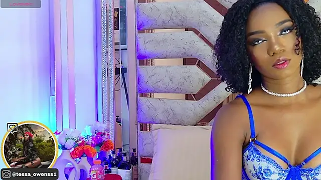 Tessa Owenss online show from April 1, 11:34 pm