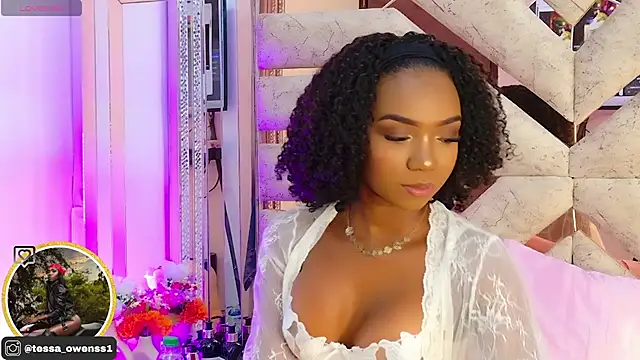 Tessa Owenss online show from March 19, 9:26 pm