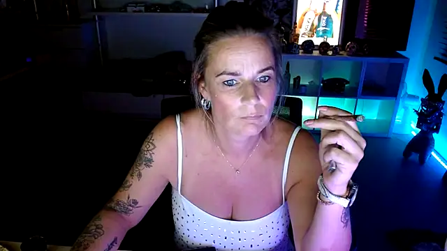 Mrs-Aurora online show from October 13, 8:43 pm