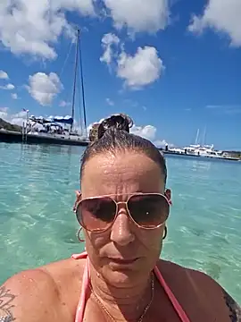 Mrs-Aurora online show from April 3, 6:58 pm