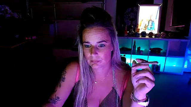 Mrs-Aurora online show from October 3, 7:48 pm