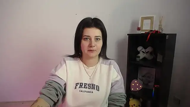 Katrin kiss  online show from November 17, 1:15 pm