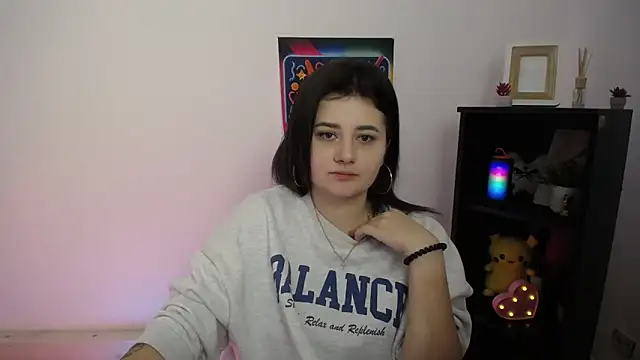 Snapshot of Katrin_kiss_ chatting on October 19, 10:40 am Katrin kiss online show from October 19, 10:40 am