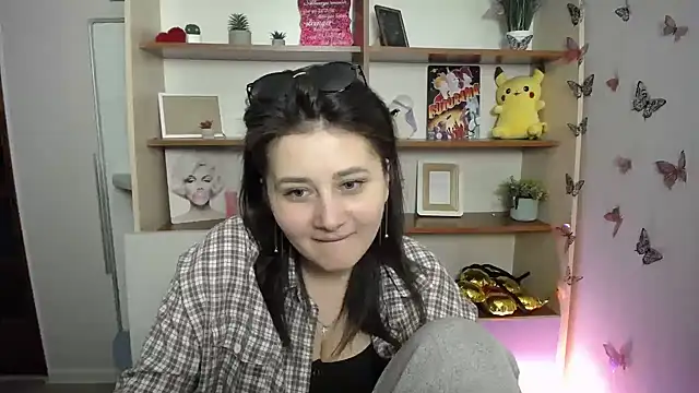 Katrin kiss  online show from May 23, 12:15 pm