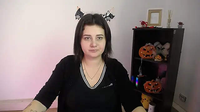 Katrin kiss  online show from November 11, 1:28 pm