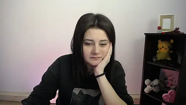 Katrin kiss  online show from February 27, 1:00 pm