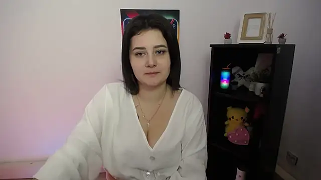 Snapshot of Katrin_kiss_ chatting on October 15, 12:57 pm Katrin kiss online show from October 15, 12:57 pm