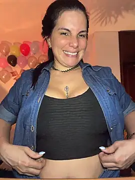 carol cruz133 online show from April 28, 11:31 pm