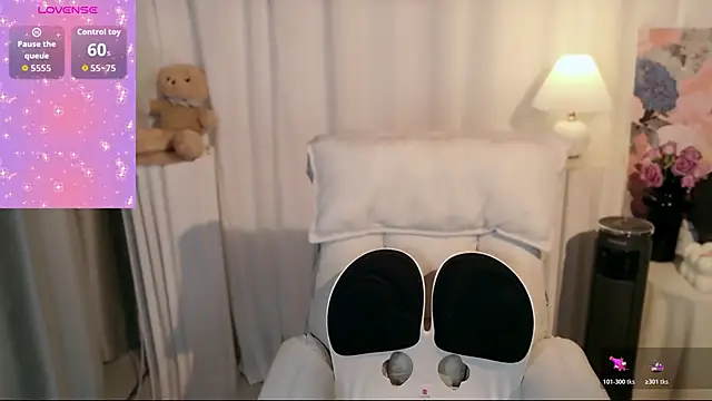 Seven-76 online show from November 14, 3:26 pm