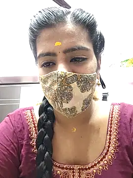 Snapshot of Tamil-Meenu12 chatting on September 15, 7:20 am Tamil-Meenu12 online show from September 15, 7:20 am