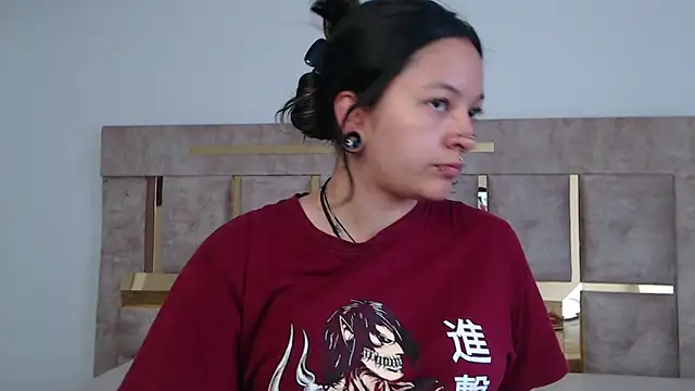 Kitty ravee online show from September 30, 3:51 pm