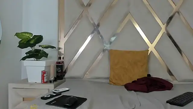 perlaasm online show from September 22, 12:16 am