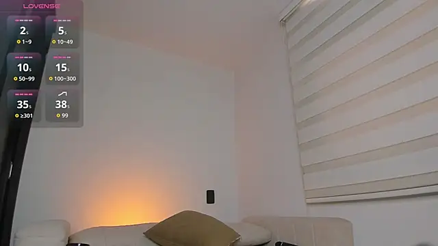 arianna 000 online show from April 13, 12:20 pm