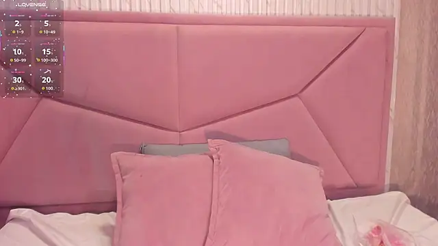 GiaBlaze  online show from October 29, 3:27 am