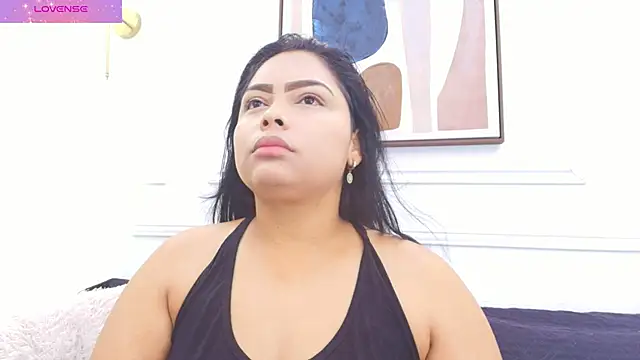 Daisy Price online show from February 2, 11:09 am