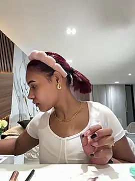 DollyBrowncc online show from June 19, 2:28 am