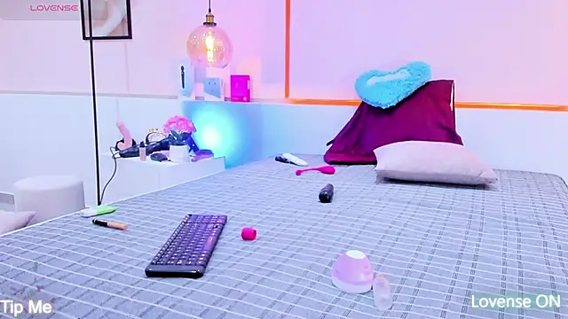 DollyBrowncc online show from March 9, 9:02 am