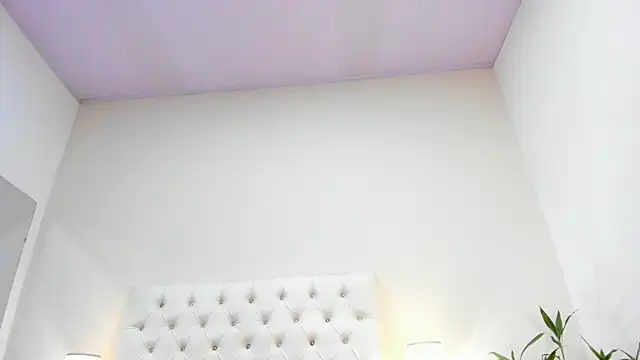Snapshot of Perla_Giraldo chatting on September 17, 12:07 pm Perla Giraldo online show from September 17, 12:07 pm