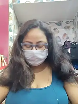 nisha 1110 online show from April 9, 2:12 pm