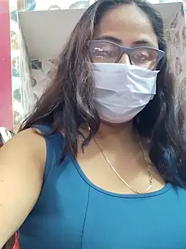 Snapshot of nisha_1110 chatting on October 19, 6:43 pm nisha 1110 online show from October 19, 6:43 pm