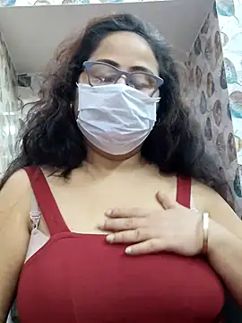 Snapshot of nisha_1110 chatting on September 17, 3:03 pm nisha 1110 online show from September 17, 3:03 pm