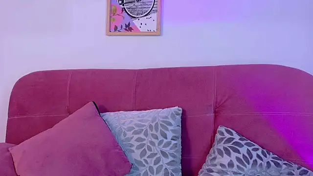 Karina2Smith online show from April 26, 7:11 pm