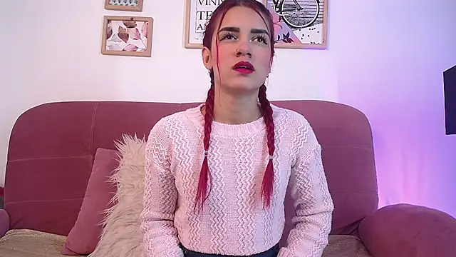 Snapshot of Karina2Smith chatting on October 7, 11:33 am Karina2Smith online show from October 7, 11:33 am