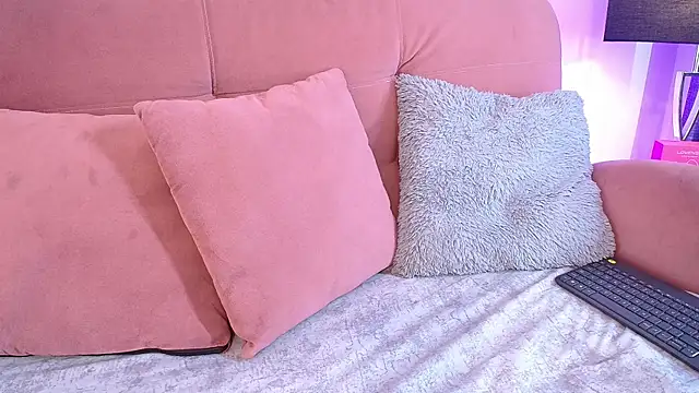 Karina2Smith online show from January 8, 6:58 pm