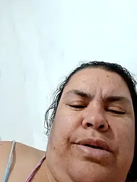 yaneth  online show from November 15, 10:47 pm