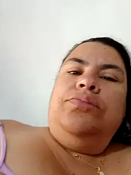 yaneth  online show from October 21, 1:10 pm