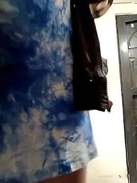 yaneth  online show from November 5, 1:47 pm